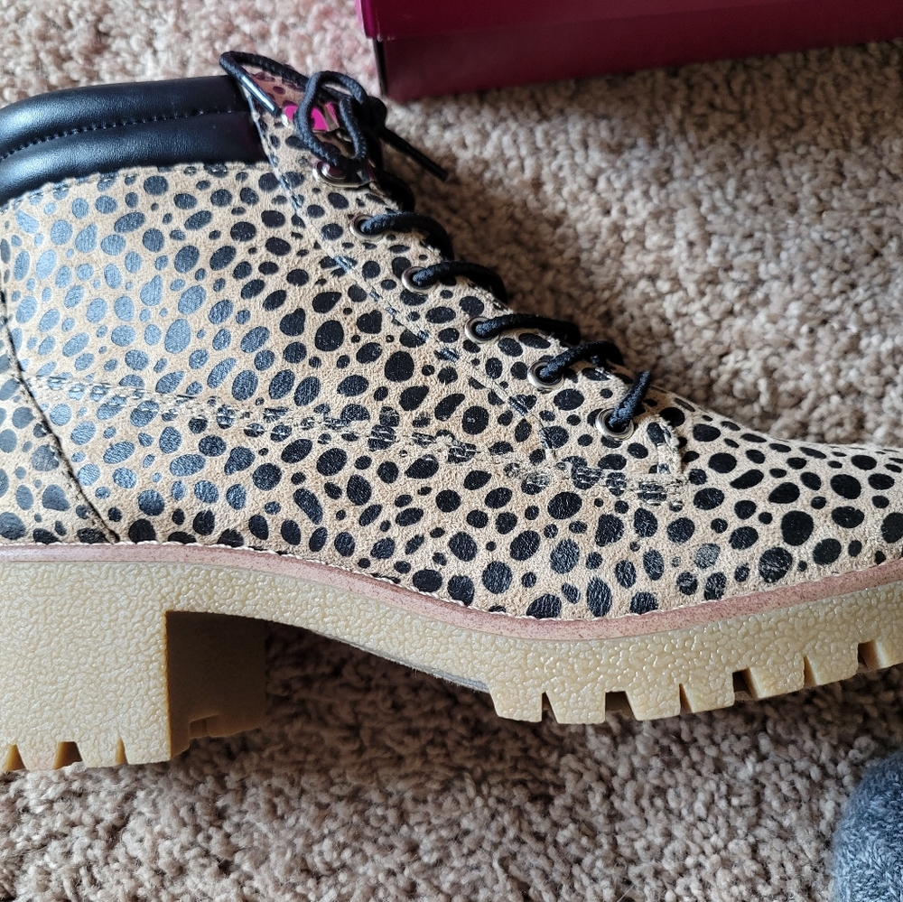 Combat boots dressy